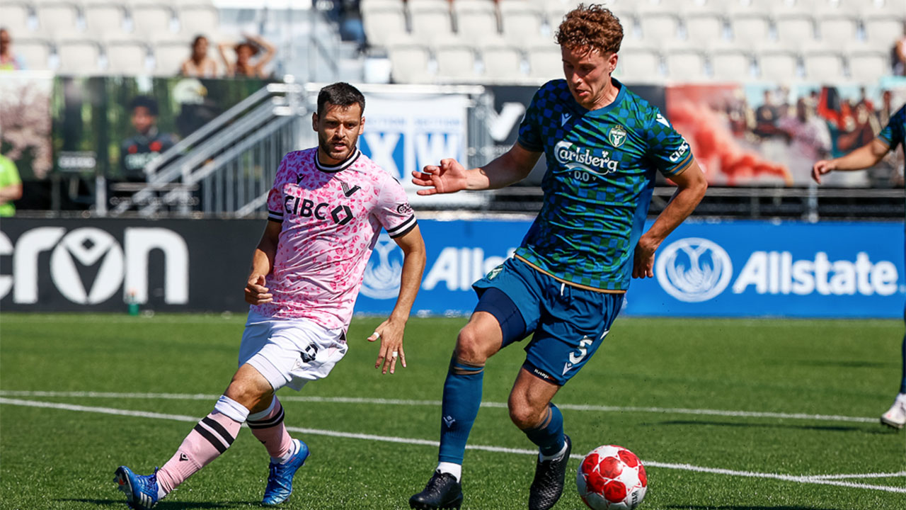 Photo credit: Gordon Kalisch / FastTrackSportsPhotography